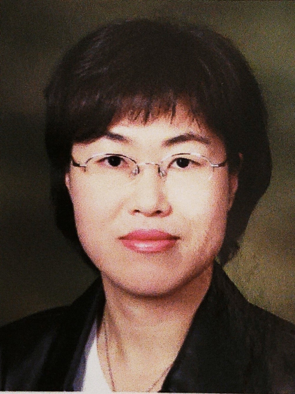 윤석진진 회장님 사진